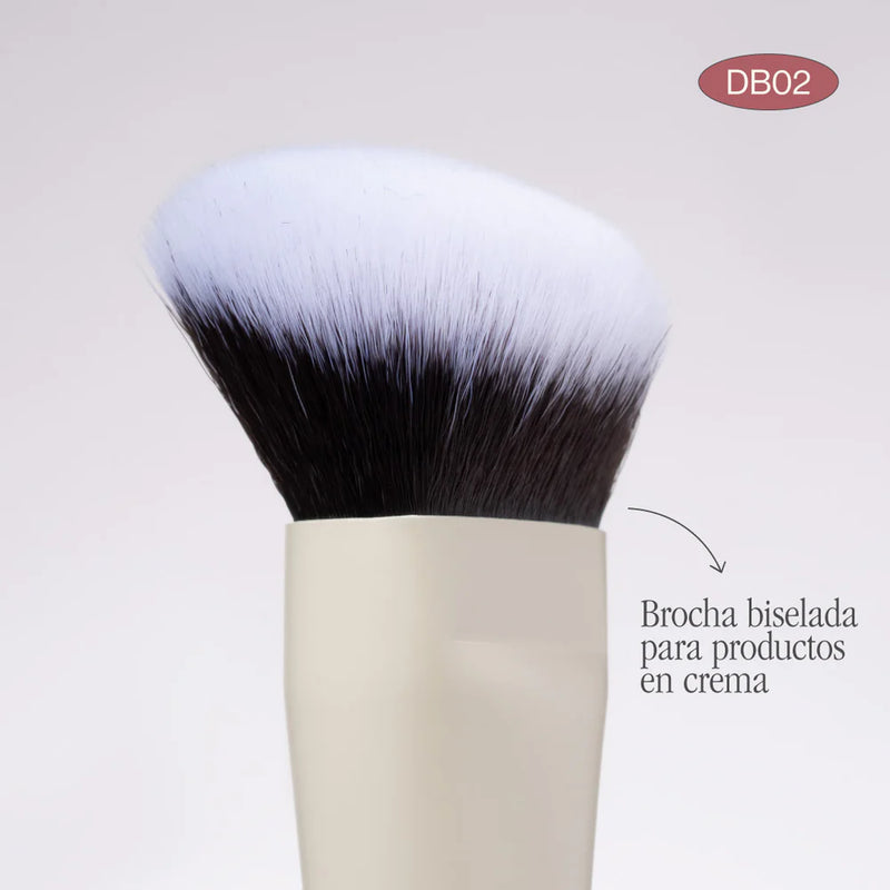 BROCHA DB02 DUO GLAM PARA BASE Y PRODUCTOS EN CREMA - ATENEA