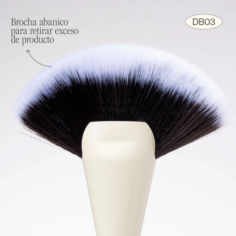 BROCHA DUO GLAM PARA ILUMINADOR RETIRAR EXCESO Y CONTORNO - ATENEA